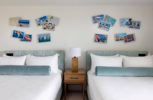 South Yarmouth Hotel | Ocean View: Red Jacket Resort, 2 Queens, Beach Nearby, Welcoming Stay, 2 Rooms