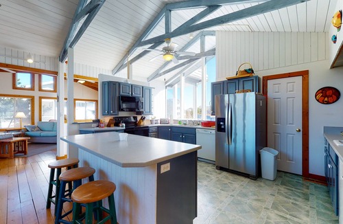 Bethany Beach House | Ocean Village Home Steps From Beach w/Free WiFi + Private Washer and Dryer