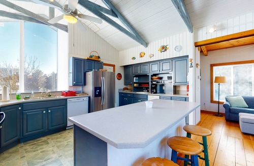 Bethany Beach House | Ocean Village Home Steps From Beach w/Free WiFi + Private Washer and Dryer