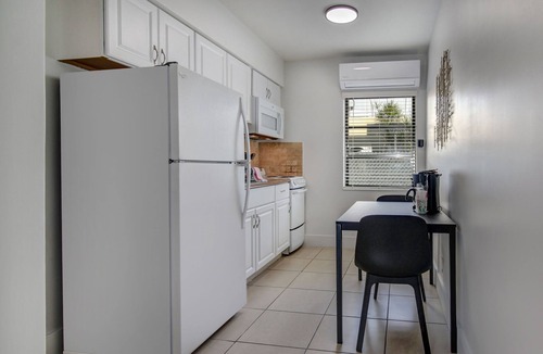 Deerfield Beach Hotel | Ocean Villas of Deerfield