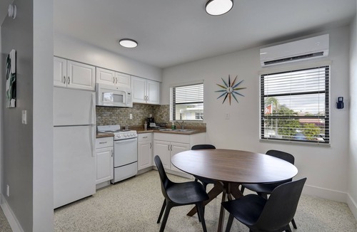 Deerfield Beach Hotel | Ocean Villas of Deerfield