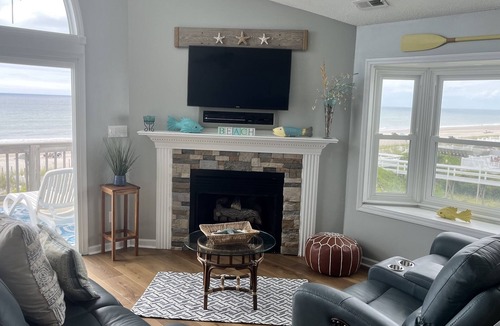 Emerald Isle House | Oceanfront 5BR 3BA Home -Great Island Location! Book Now!