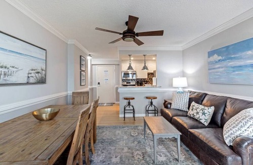Northeast Virginia Beach Condo | Oceanfront Condo, Heated Pool, Fitness Center