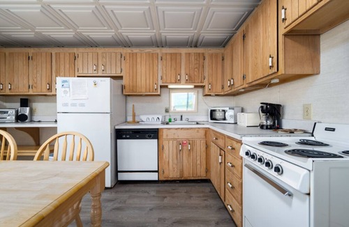 Midtown Ocean City Condo | Oceanfront condos with rare 2 night minimum rentals and linens included!