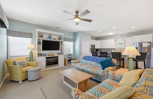 Emerald Isle House | Oceanfront, hot tub, dog-friendly and an elevator-Reduced Rates for 8/29 & 9/5