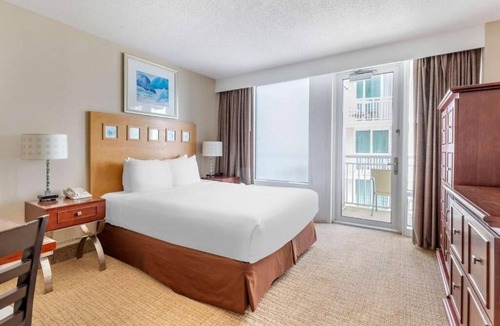 Northeast Virginia Beach Hotel | Oceanfront Paradise | 4 Units, Full Kitchen, Incredible Views & Pool Access