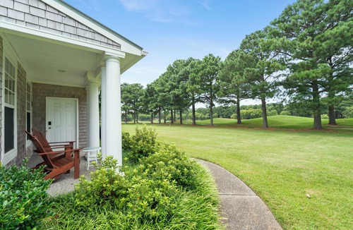 Cape Charles Condo | Ocean’s Eleven: A Steal of a Stay by the Bay