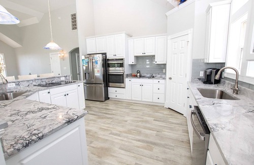 Pine Island House | Oceanside, 8 BRs, Private Pool, Hot Tub, Close to Beach Access, PI62, Jewel of the Isle
