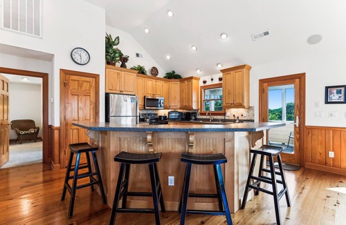 Ocean Sands House | Oceanside:Heated large Salt water Private pool, Hottub, Elevator, Sauna, PoolTbl, Pets