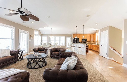 Sea Scape House | Oceanside, Pool, Walk to Beach! Pet Friendly!