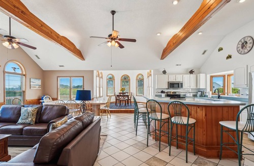 Whalehead Beach House | Oceanside: Private Pool. Hot Tub, Pets Ok. HUGE Gameroom with pool table! Sat.-Sat.