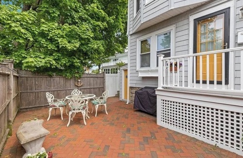 Nahant House | Oceanside quiet getaway close to Boston