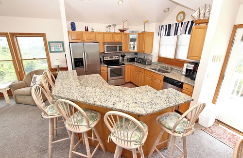 Pine Island House | Oceanside, Rec Room, Priv Pool, Hot Tub, Close to Beach Access, PI161, St Nicks