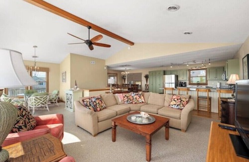 Carolina Dunes House | OceanSound - 500 Feet to the Ocean in Duck, NC!