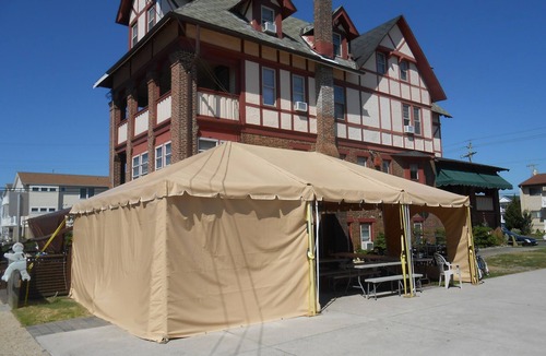 North End House | OCNJ 14 Bedrooms 9+ Baths 2 UNITS @12th & Central, 46 Guests, A/C, Free Parking
