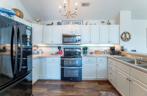 Ocean Hill House | Old Blue Chair - Villages at Ocean Hill, 150 Yds to Beach, Community Pools, Pets OK, Flex Stays