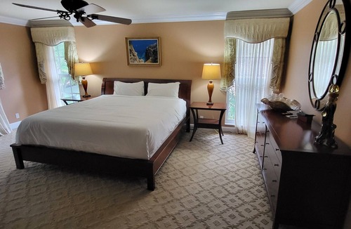 Boca Raton Villa | Old Floresta Villa with Garden, Pool and Pier