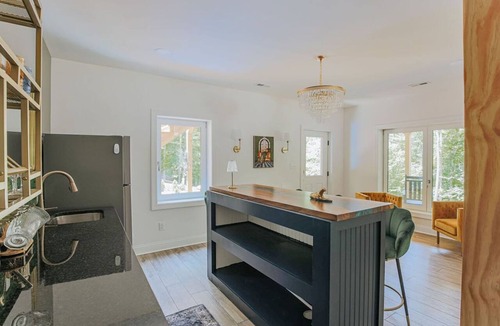 Roseland House | On Mountain Time