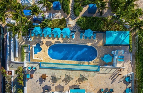 Sunny Isles Beach Resort | On the Ocean - Marenas Ocean View Apartment