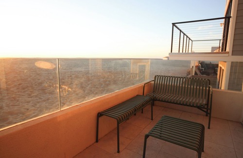 Silver Strand House | On The Sand - OCEAN FRONT - Island Views - Strand