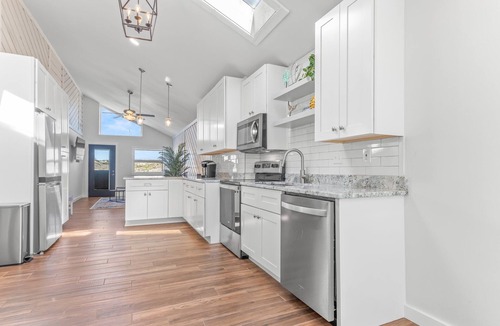 Chic's Beach House | On The Water! Chicks Beach, Virginia Beach- Vacation rental