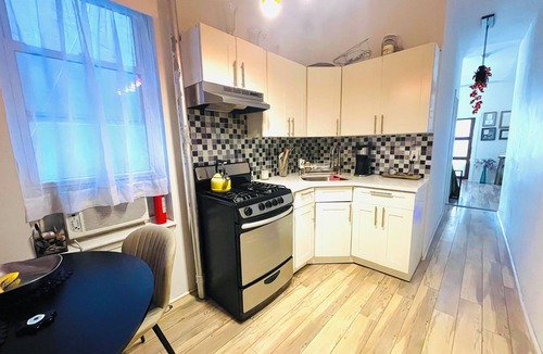 Manhattan Valley Apartment | ONE BEDROOM APARTMENT 2 BLOCKS FROM CENTRAL PARK