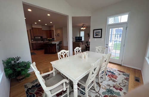 Rehoboth Beach House | One Level Rehoboth Beach Home with Amenities Parking Clean and Airy