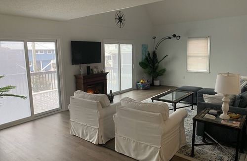 Broadkill Beach House | One minute walk to the beach! Family friendly. Beautiful sunrise/sunset views!