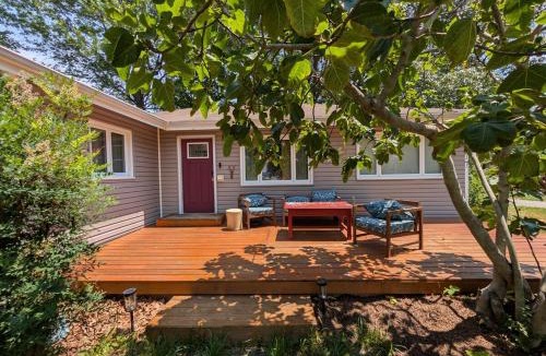 Shady Side House | Otterspace at the beach
