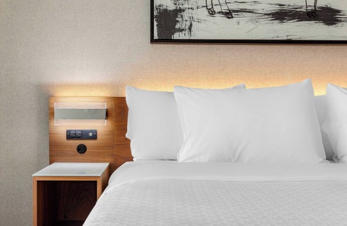 Lauderdale Beach Hotel | Outdoor Getaway! Modern Unit Near Beach and Attractions, Pool