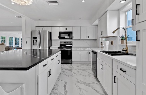 Highland Garden House | Outstanding Pool Villa in Hollywood Beach