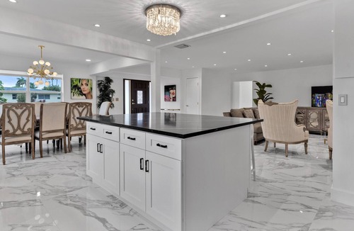 Highland Garden House | Outstanding Pool Villa in Hollywood Beach