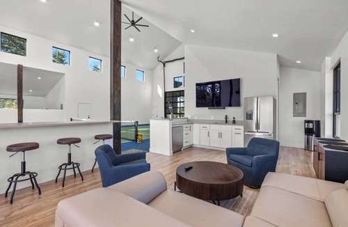 Whitefish House | Paddles Up Private Pickleball Retreat