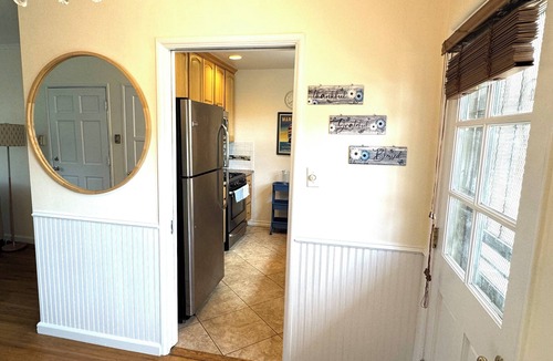 NoHo Arts District Condo | Palatial, Yet Cozy Stay Pool Near Universal Studios