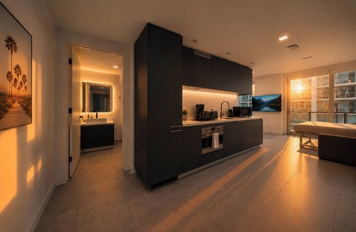 Downtown Miami Apartment | Palm Bay View Suites