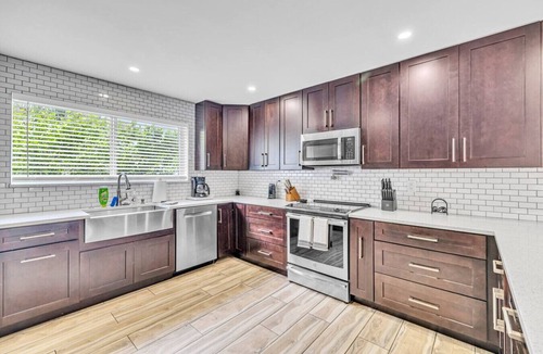 Tropic Palms House | Palm Paradise Retreat -Heated Pool East Delray 4/3