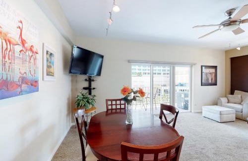 Central Beach Apartment | Paradise Perch