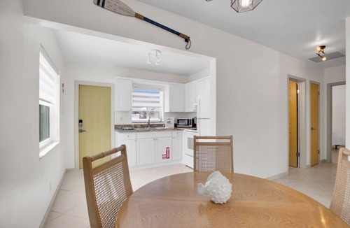 River Oaks Villa | Paradise villa near City/Beach/Airport