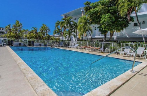 North Beach Hotel | Park Royal Miami Beach