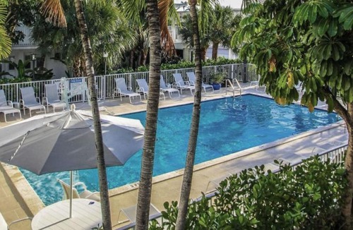North Beach Hotel | Park Royal Miami Beach