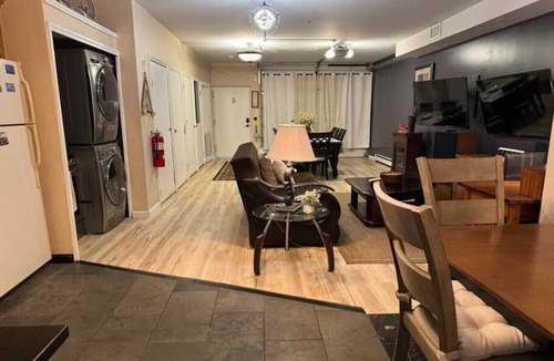 Union City Apartment | Park View Corporate - Two Unit Combination - 15 Mins to NYC