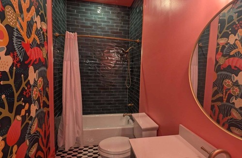 Goshen Bed & Breakfast | Parkway House Goshen Family-Friendly Bed & Breakfast