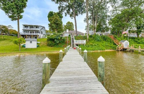 Earlville House | Patio & Water Views: Serene Bohemia River Escape!