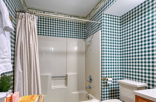Bumpass House | Pauley Shores- Inground Swimming Pool, Waterfront, Theater, and MORE!