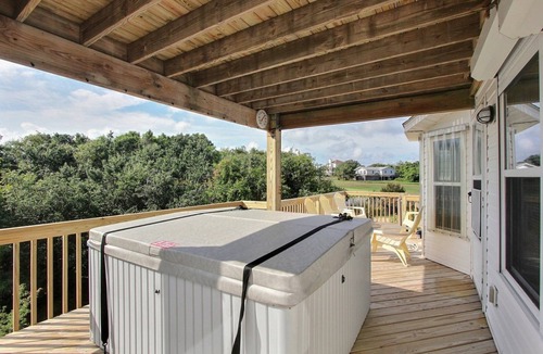 Sea Scape House | Paws at the Beach: Hot Tub, Dog-Friendly Retreat