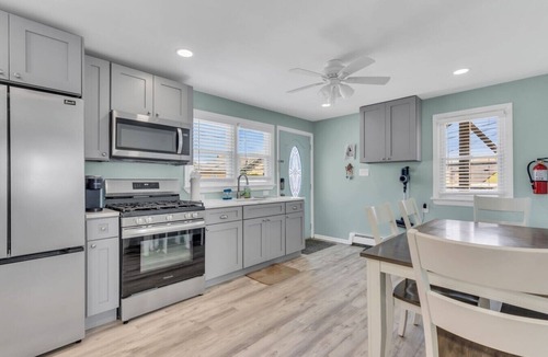 Seaside Heights House | Paxley`s: 2BR Spacious Beach Haven