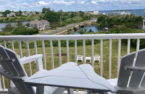 Block Island Hotel | Payne's Harbor View Inn