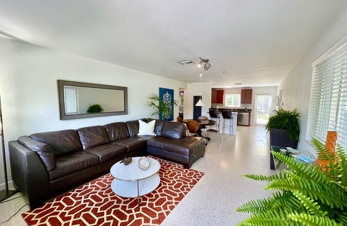 Middle River Terrace House | Peaceful 2 bed/2Bath Home Close to Wilton Manors
