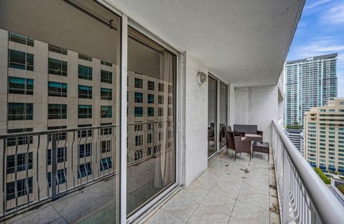 Brickell Apartment | Peaceful Brickell 1BR Water and City Outlook