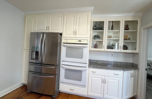 Norfolk House | Peaceful Coastal Home Walk to Beach Near Golf Private Parking.